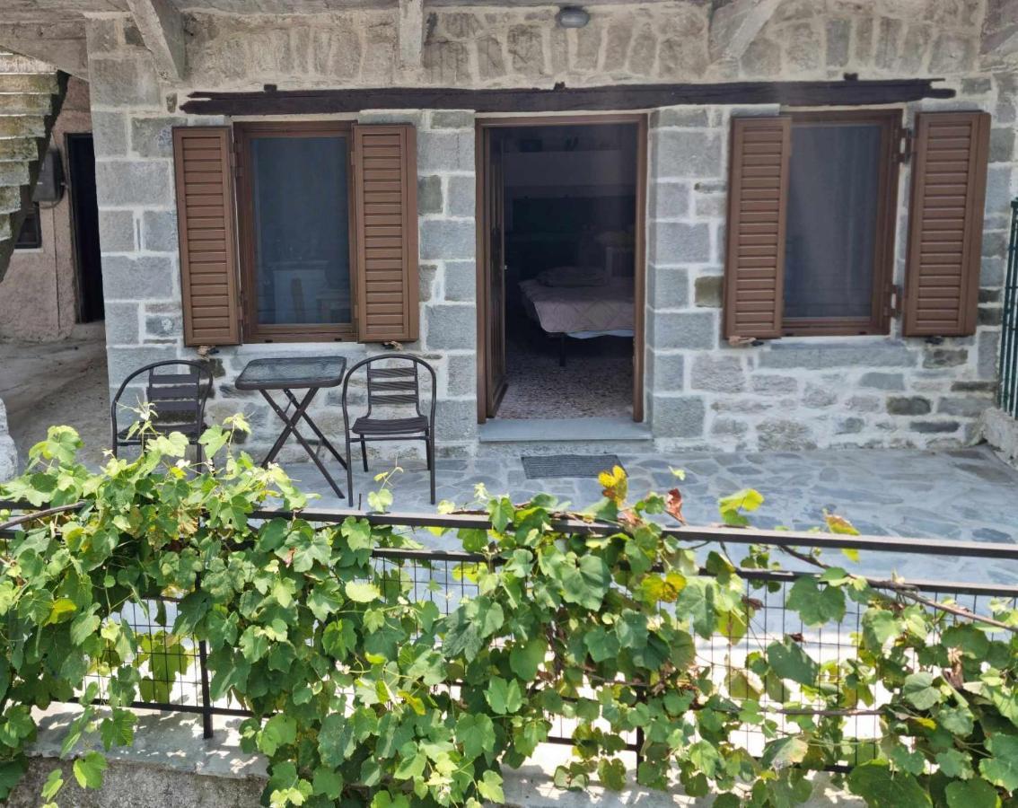Οικιεσ Παλιοσ Φουρνοσ Appartement Pramanta Buitenkant foto