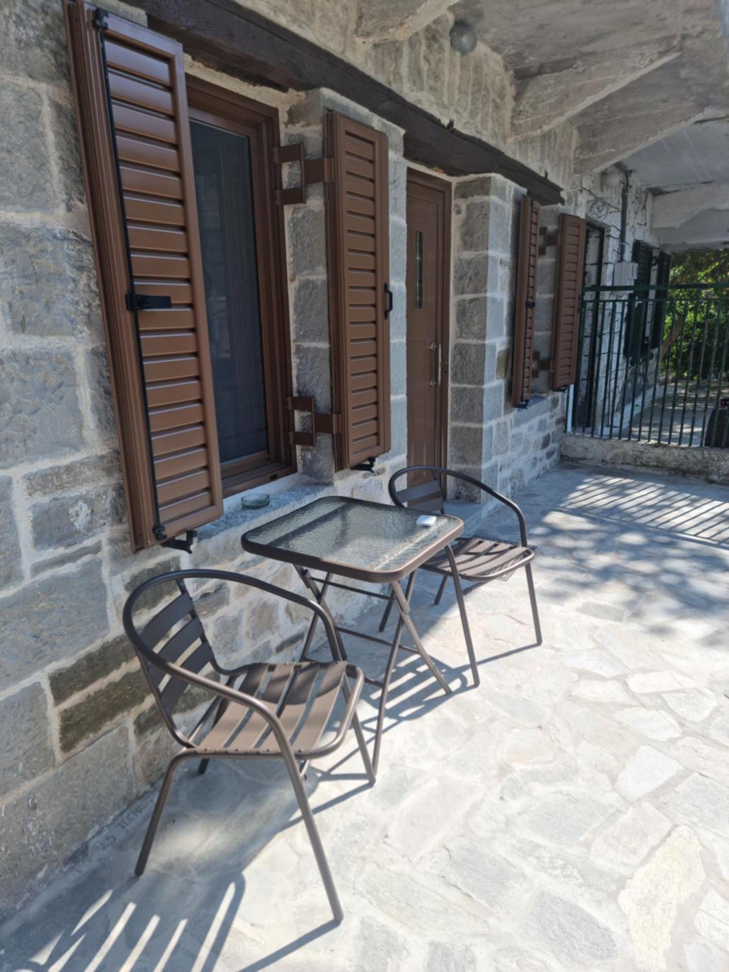 Οικιεσ Παλιοσ Φουρνοσ Appartement Pramanta Buitenkant foto